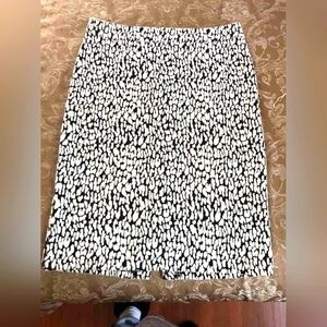 Michael Kors Black And White Pencil Skirt Size S